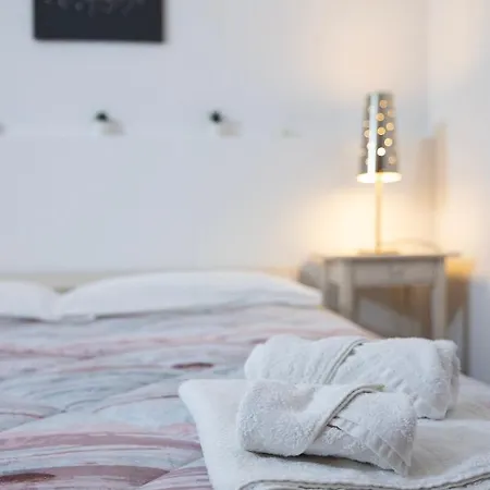 We - Loft Altavilla Apartmán