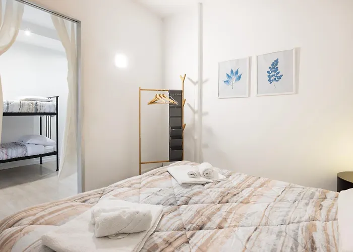 We - Loft Altavilla Apartament *